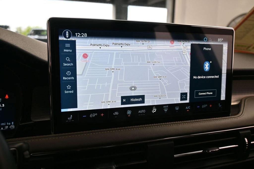 Used 2023 Lincoln Corsair Reserve AWD/4WD image 19