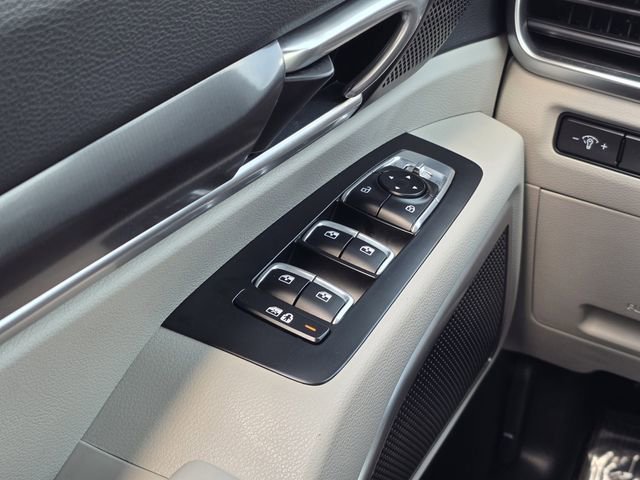 Used 2024 Kia Telluride S w/ S Sunroof Package FWD image 16