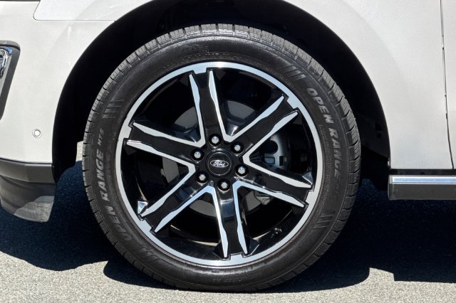 Used 2019 Ford Expedition Limited w/ Special Edition Package AWD/4WD image 28