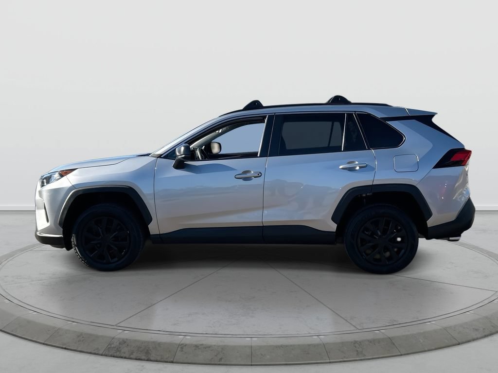 Used 2021 Toyota RAV4 LE w/ Carpet Mat Package (TMS) FWD image 5