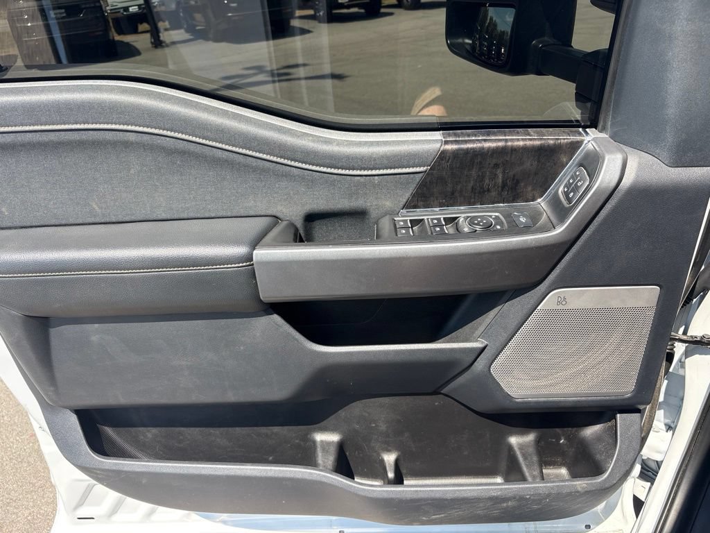 Used 2025 Ford F450 Lariat AWD/4WD image 19