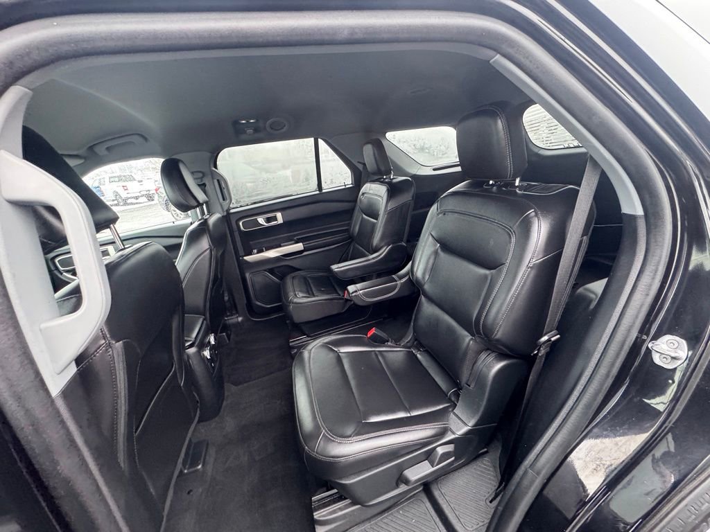 Certified 2023 Ford Explorer XLT w/ Equipment Group 202A image 13