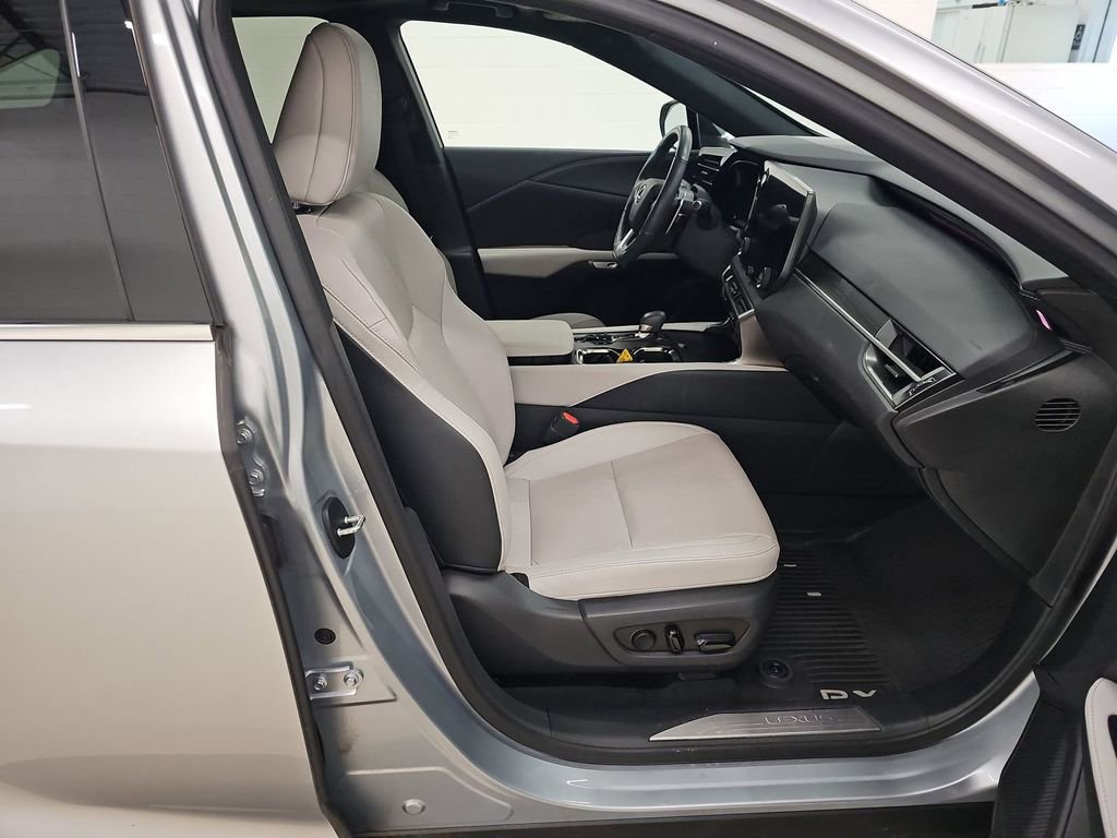 Used 2023 Lexus RX 350 Premium Plus w/ Accessory Package (Z1) image 9