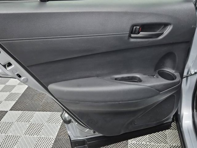 Used 2024 Toyota Corolla Cross SE image 16