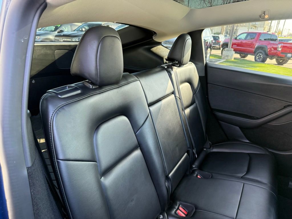 Used 2023 Tesla Model Y Performance image 13
