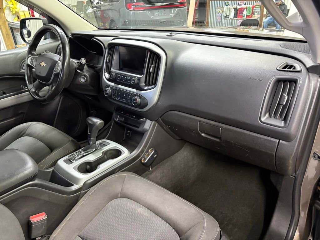 Used 2015 Chevrolet Colorado LT w/ LT Convenience Package AWD/4WD image 15