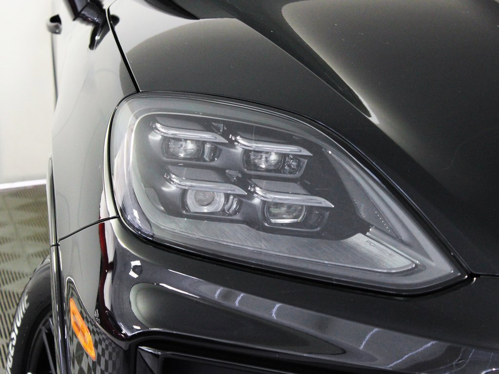New 2026 Porsche Cayenne Coupe image 11