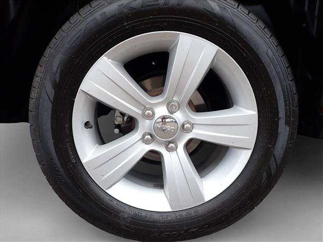 Used 2014 Jeep Patriot Latitude AWD/4WD image 7
