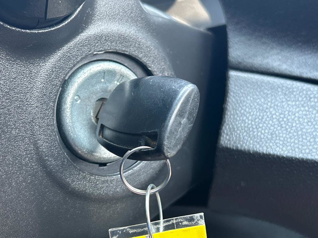 Used 2015 Ford Fiesta SE image 33