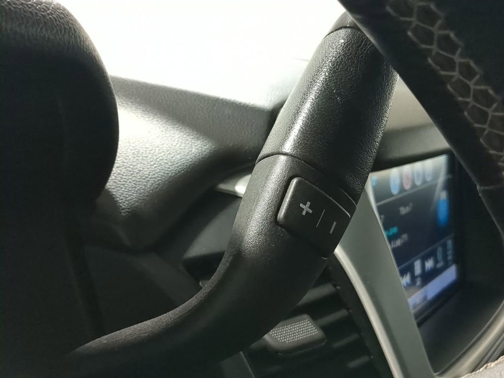 Used 2020 GMC Yukon SLT image 47