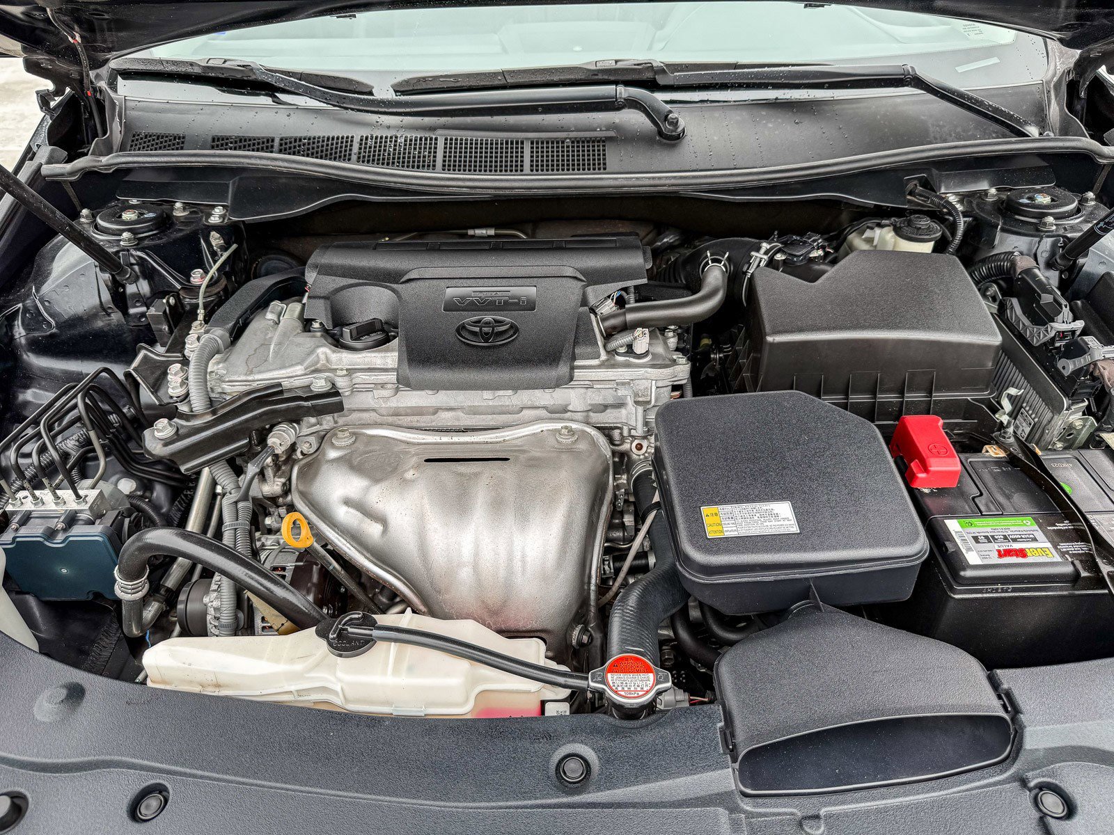 Used 2016 Toyota Camry SE image 30