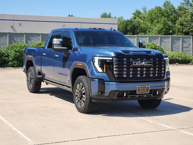 Used 2026 GMC Sierra 2500 Denali Ultimate w/ LPO, Black Badging Package AWD/4WD image 3