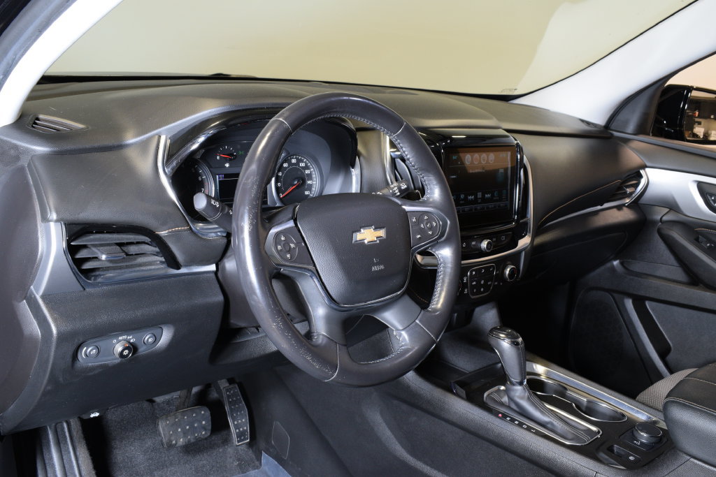 Used 2018 Chevrolet Traverse LT FWD image 5