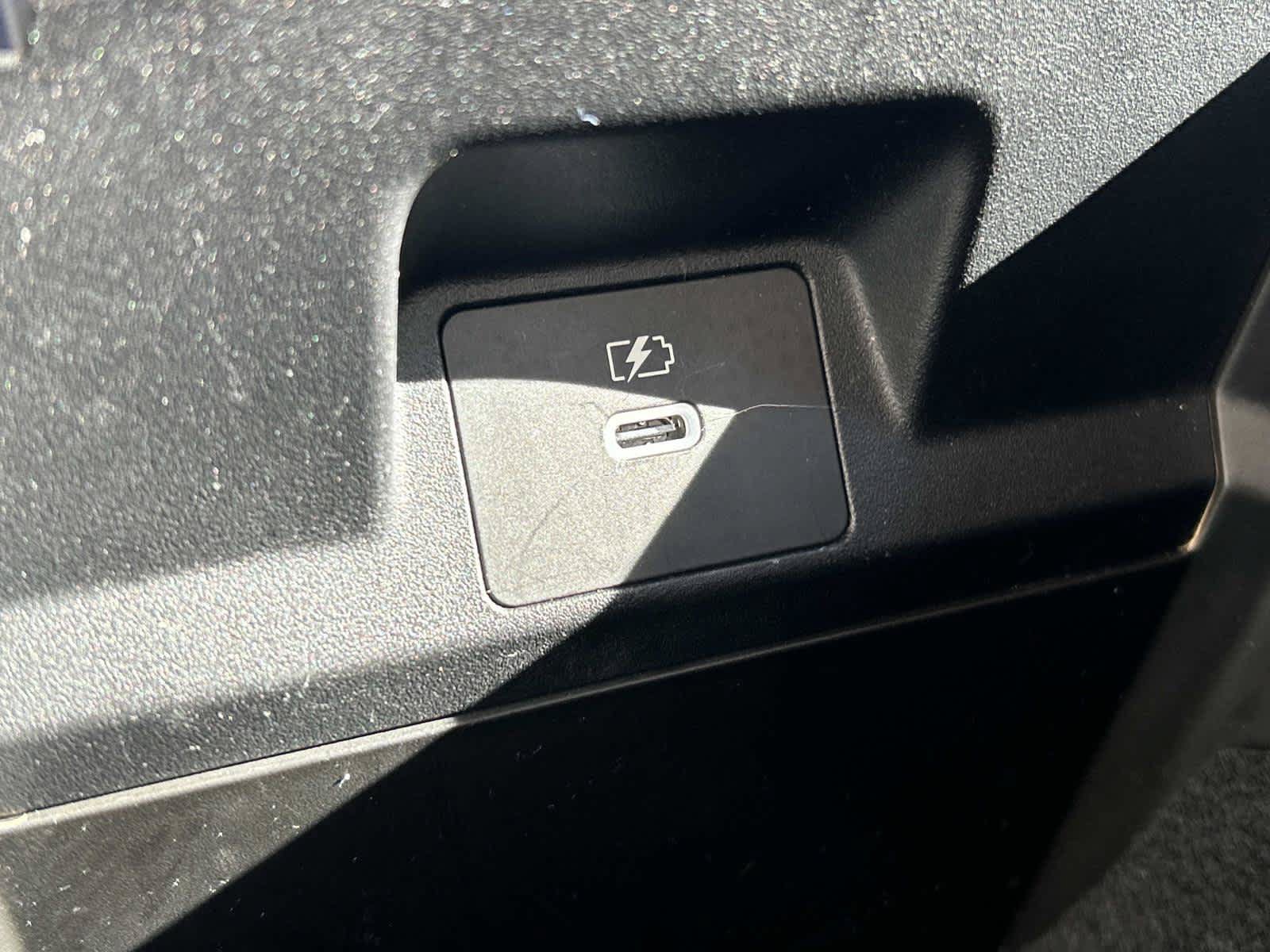 Used 2025 Mitsubishi Outlander SE AWD/4WD image 36
