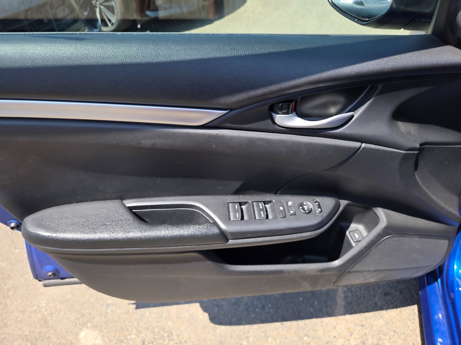 Used 2019 Honda Civic Sport image 8