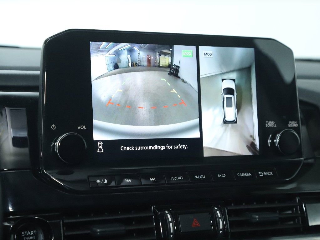 Certified 2025 Nissan Pathfinder SL image 31