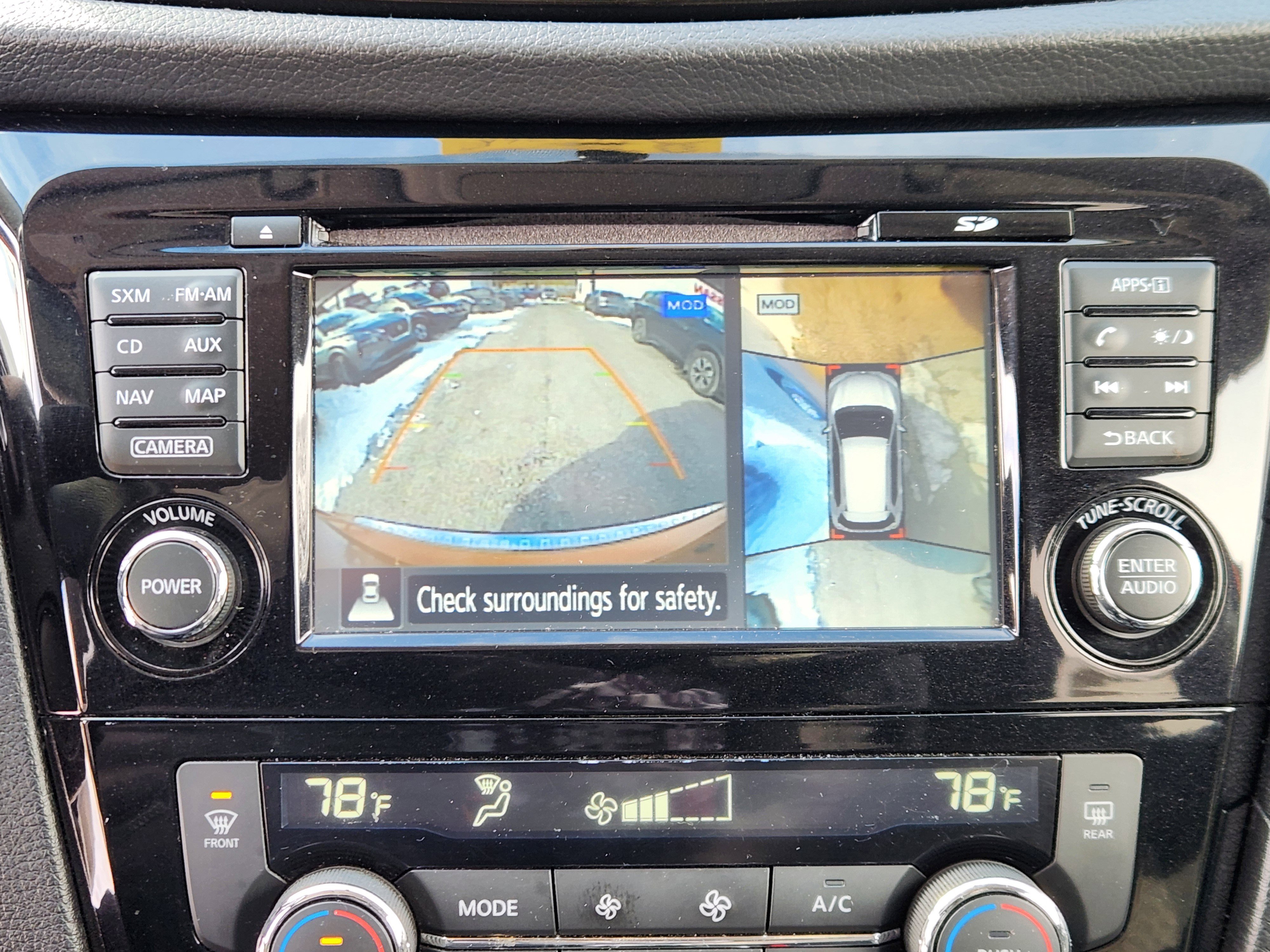 Used 2017 Nissan Rogue SV w/ SV Premium Package image 14