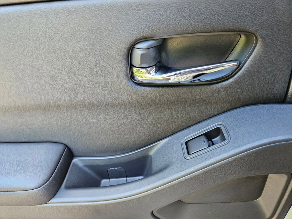 New 2026 Nissan Frontier SV w/ SV Convenience Package image 6