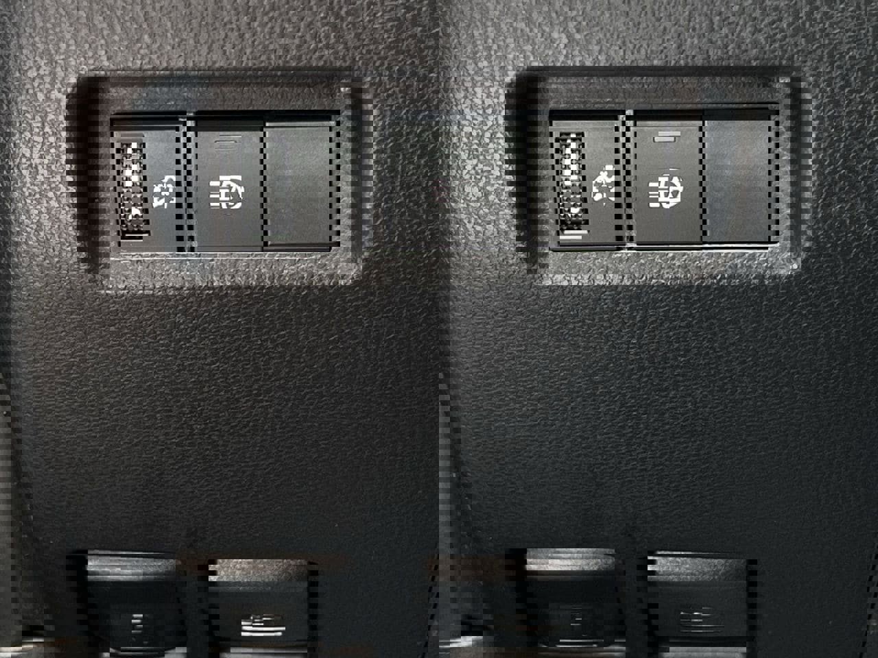 Used 2025 Toyota RAV4 XLE AWD/4WD image 20