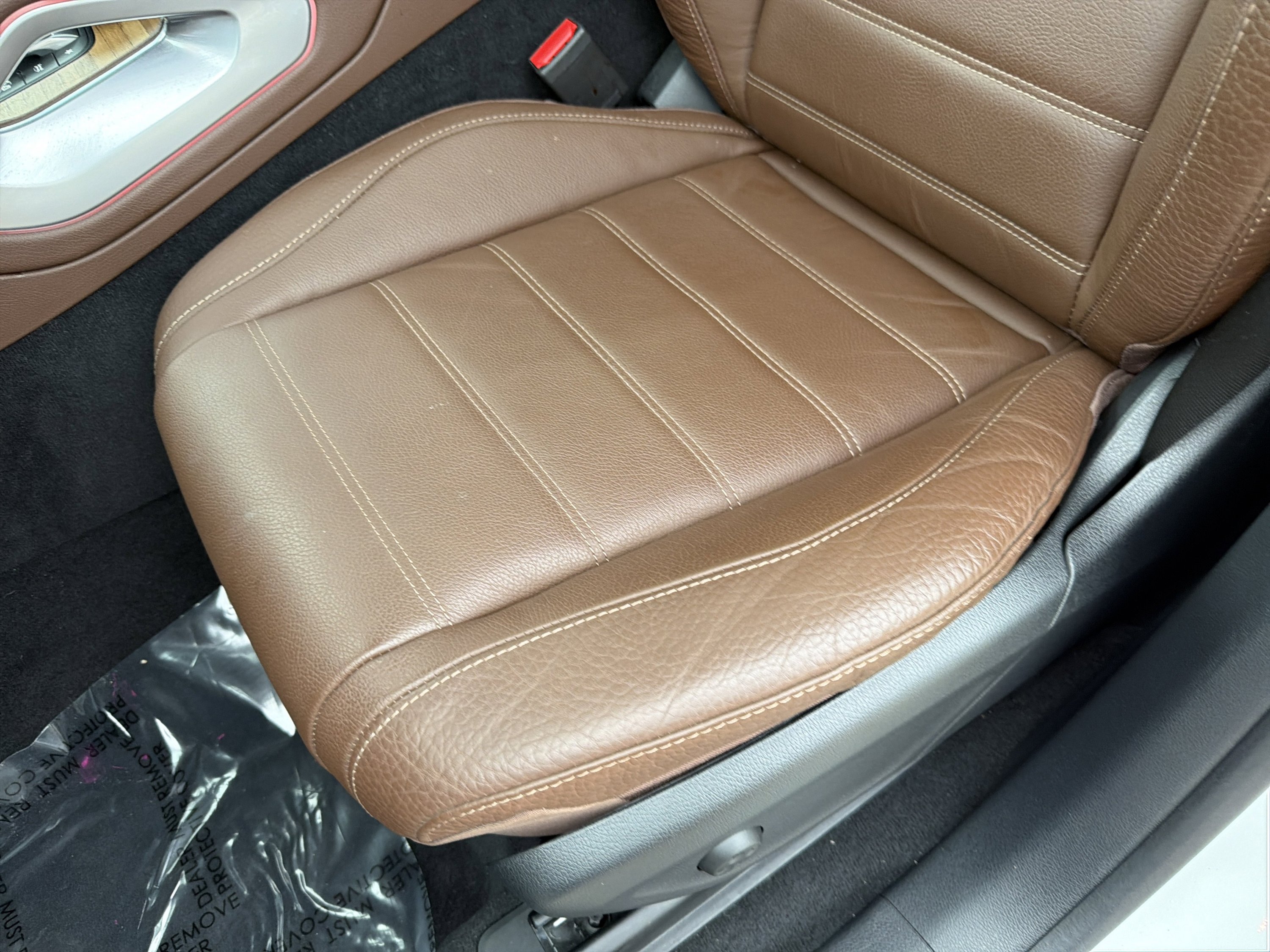 Used 2024 Mercedes-Benz GLE 450e 4MATIC image 24