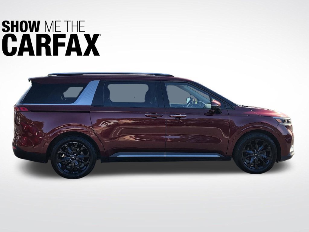 Certified 2024 Kia Carnival SX FWD image 3