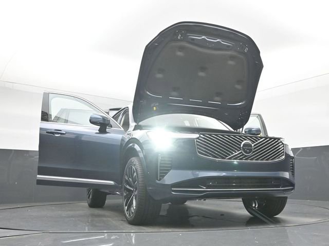 New 2026 Volvo XC90 B6 Ultra w/ Protection Package image 54