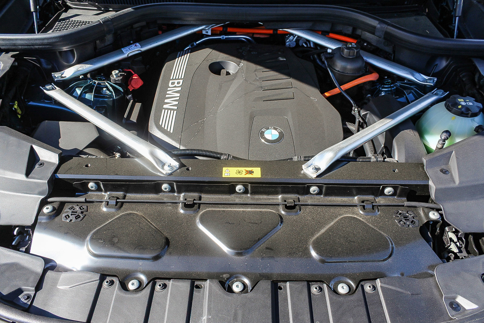 Used 2025 BMW X5 xDrive50e image 27