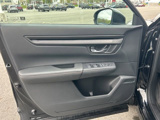 Used 2025 Honda CR-V Sport image 10