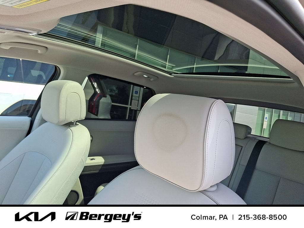 Used 2024 Hyundai Ioniq 5 Limited AWD/4WD image 16