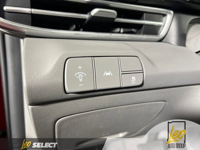 Used 2022 Hyundai Elantra SEL w/ Convenience + Premium Package FWD image 21