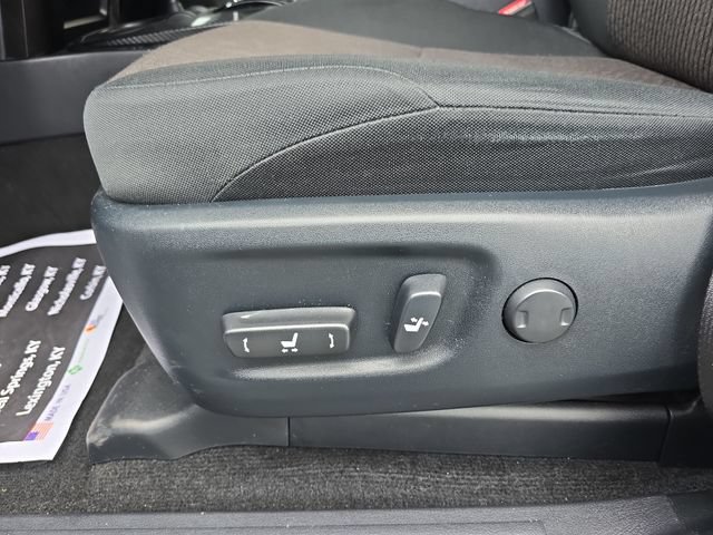 Used 2023 Toyota 4Runner TRD Off-Road AWD/4WD image 12