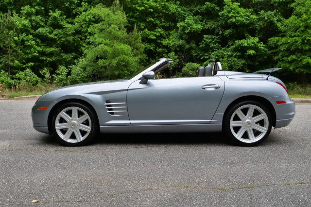 Used 2007 Chrysler Crossfire Limited RWD image 39