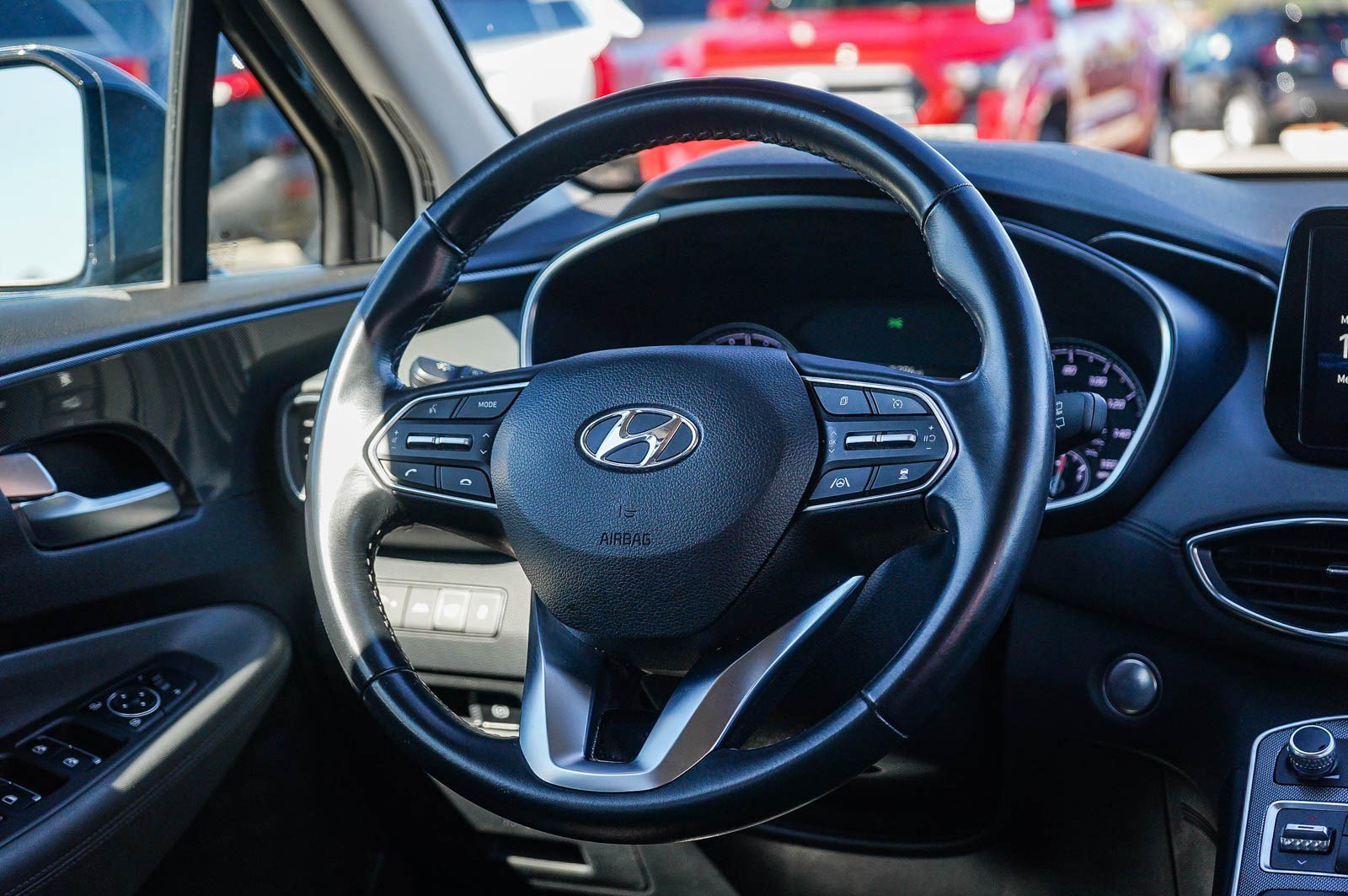 Used 2023 Hyundai Santa Fe SEL image 16