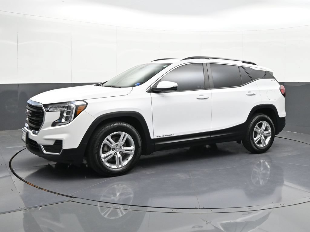 Certified 2024 GMC Terrain SLE w/ Driver Convenience Package FWD image 1