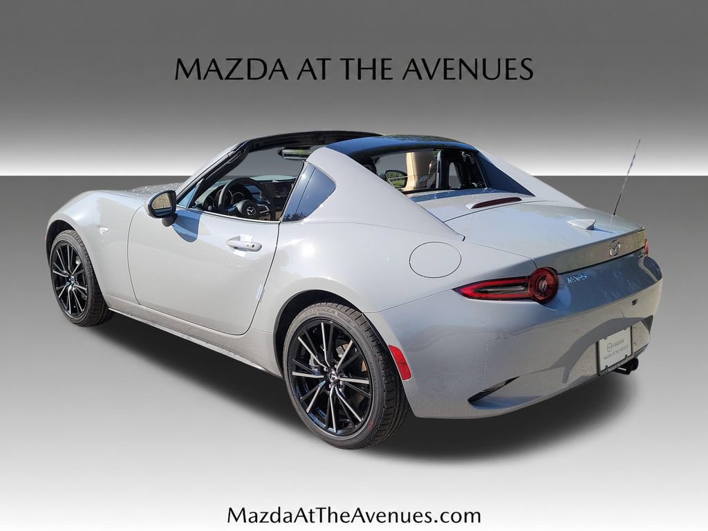 New 2026 MAZDA MX-5 Miata RF Grand Touring RWD image 5