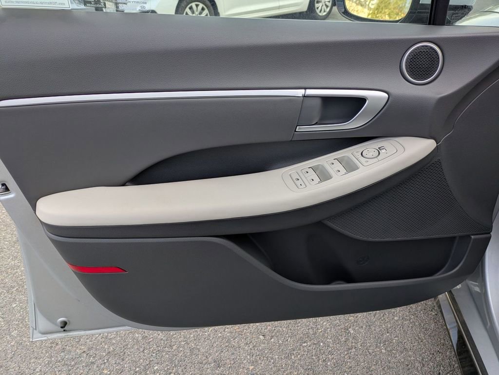 New 2025 Hyundai Sonata SEL image 14
