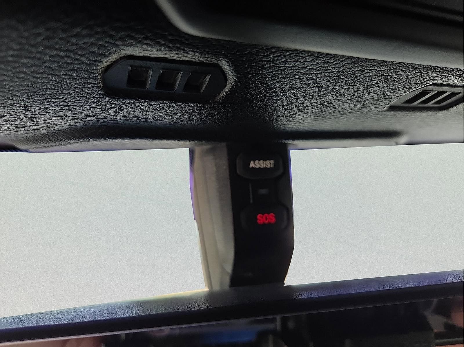 Used 2018 Jeep Wrangler Unlimited Rubicon w/ Dual Top Group image 17