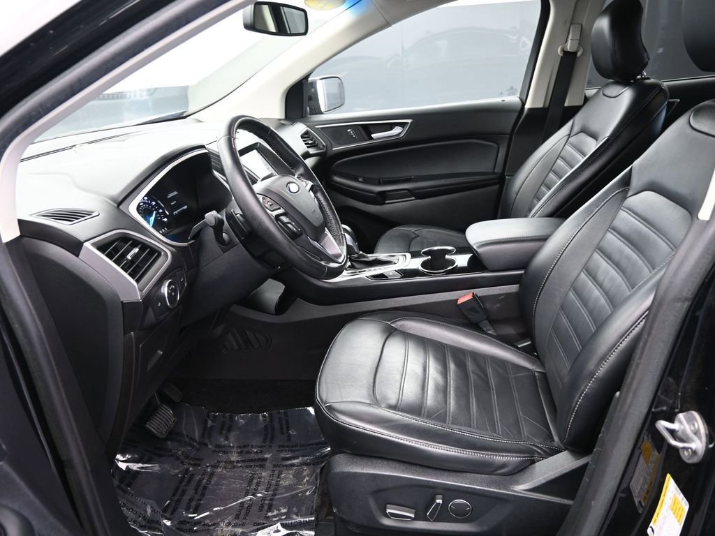 Used 2017 Ford Edge SEL w/ Equipment Group 201A image 15
