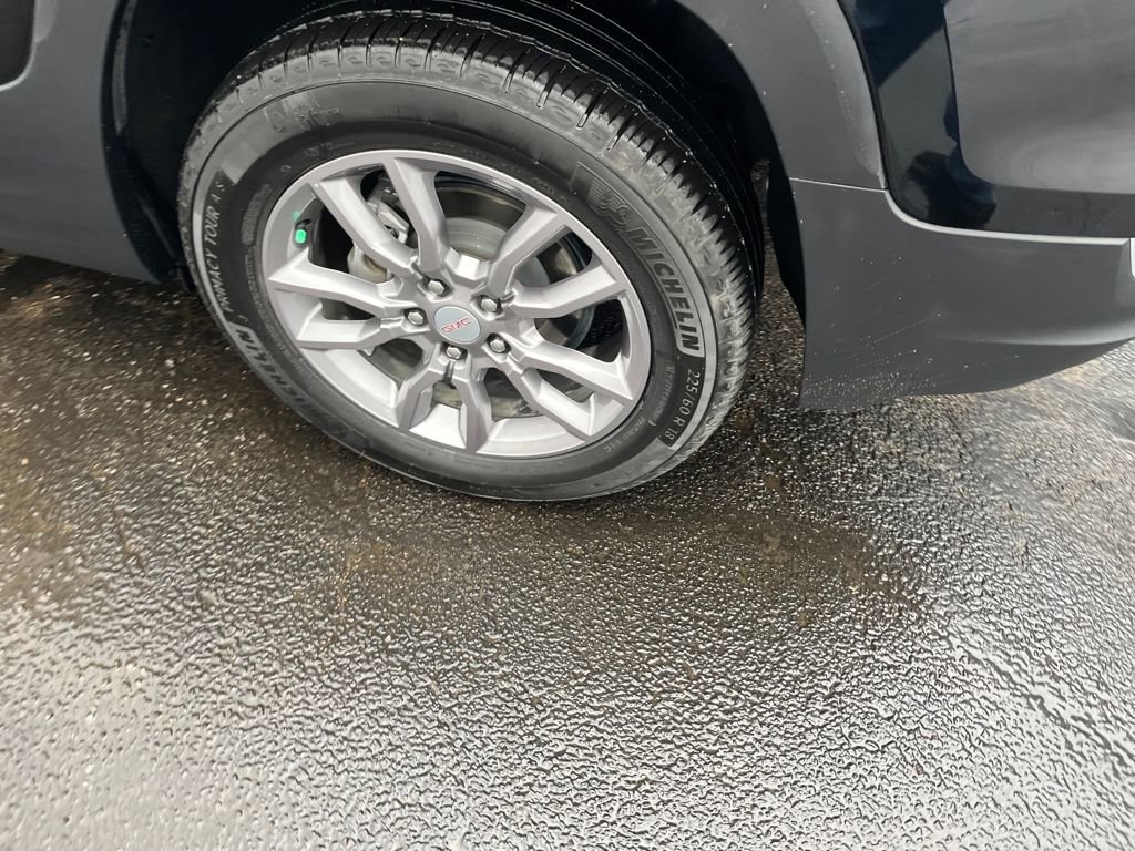 Used 2024 GMC Terrain SLT w/ Tech Package image 37