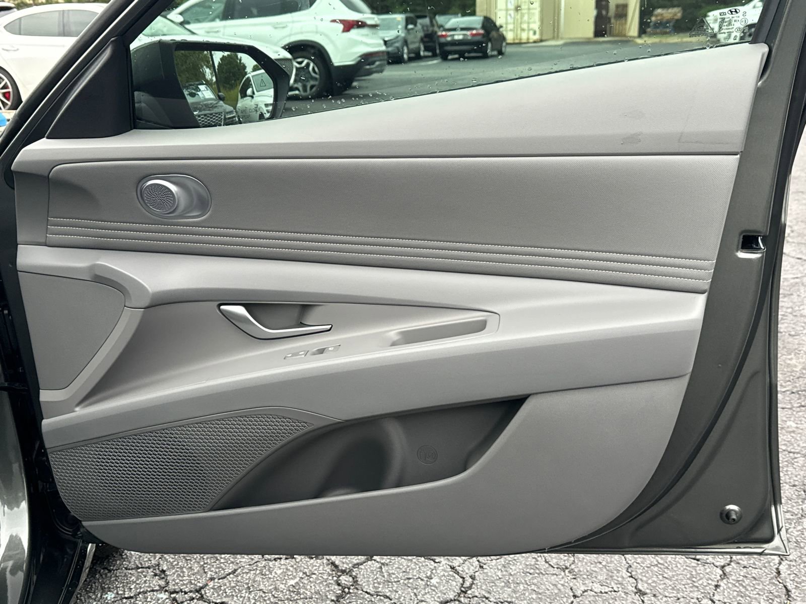 Certified 2025 Hyundai Elantra SEL image 14