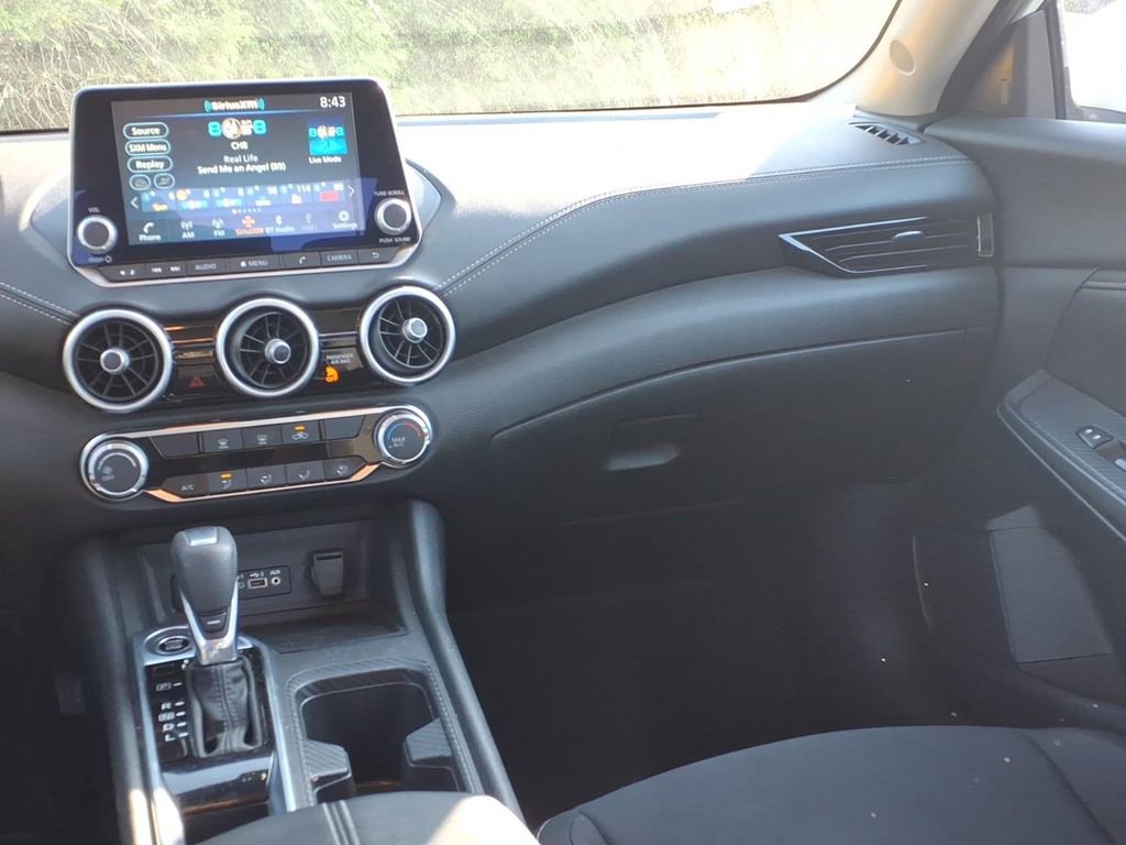 Used 2025 Nissan Sentra SV FWD image 13