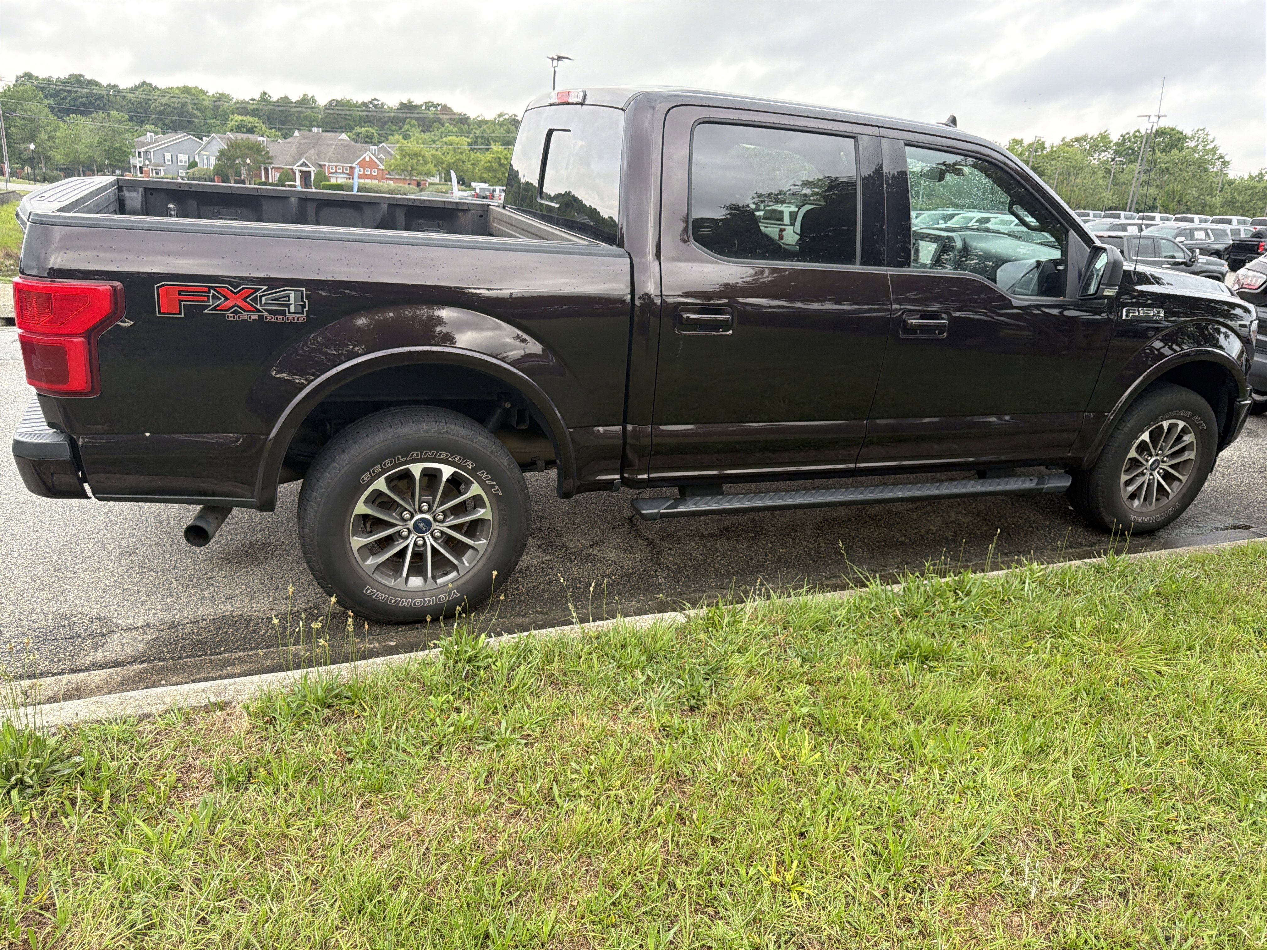 Used 2019 Ford F150 XLT w/ Equipment Group 302A Luxury AWD/4WD image 11