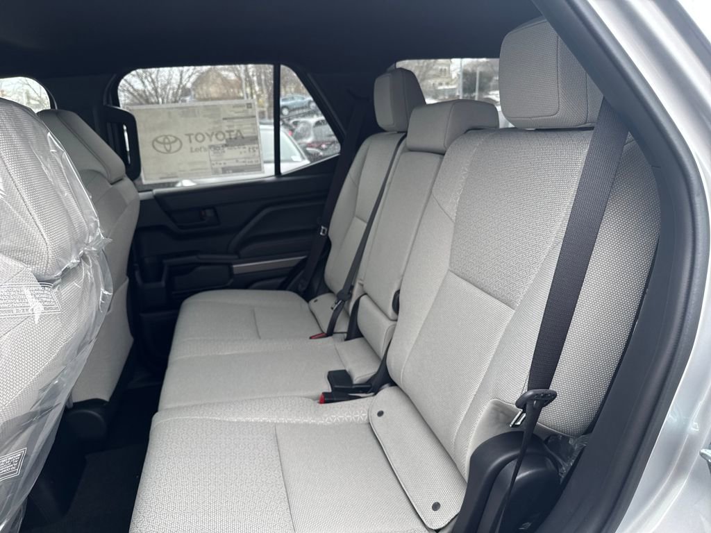 New 2026 Toyota 4Runner SR5 image 13