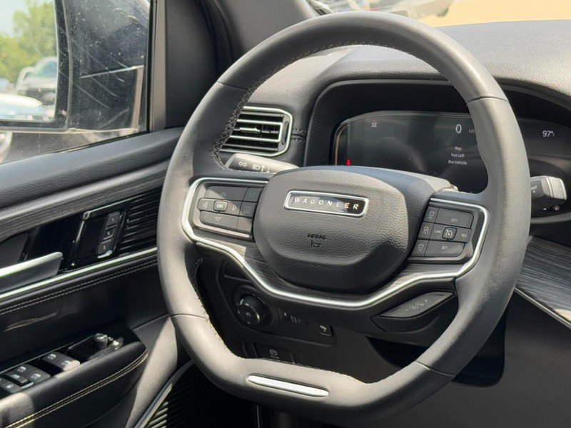 Used 2024 Jeep Wagoneer Series II AWD/4WD image 13