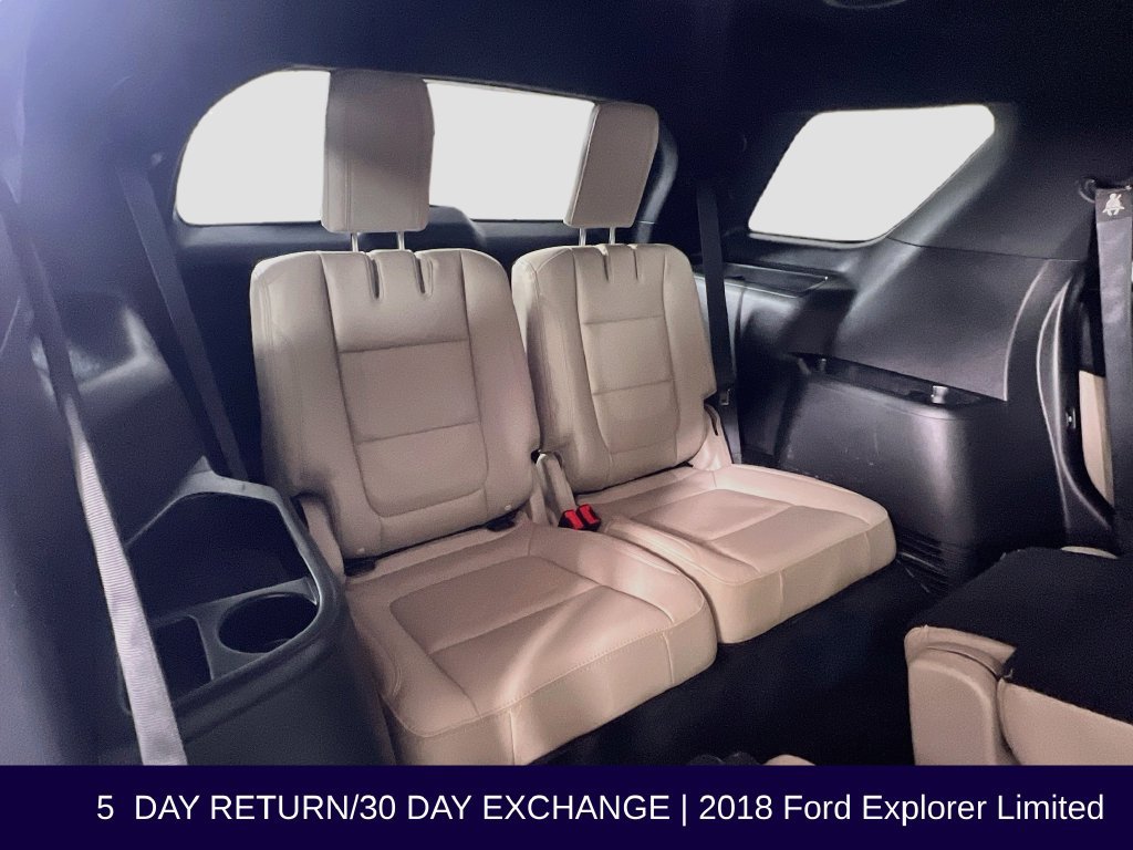 Used 2018 Ford Explorer Limited w/ Equipment Group 301A AWD/4WD image 32