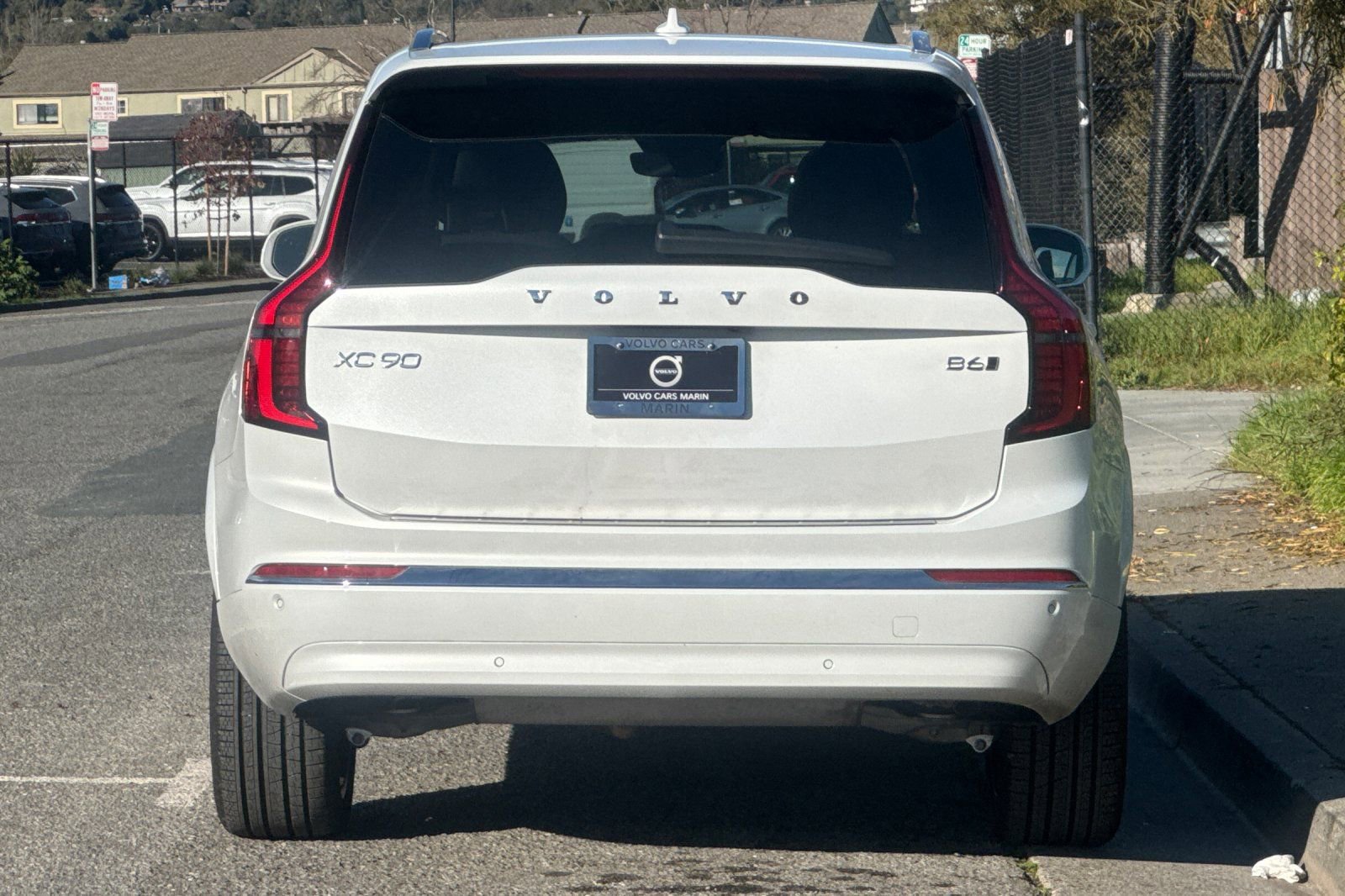 New 2026 Volvo XC90 B6 Plus w/ Protection Package Premier image 7