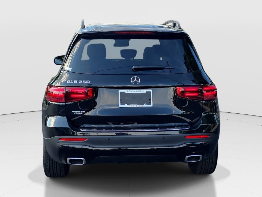 New 2026 Mercedes-Benz GLB 250 image 6