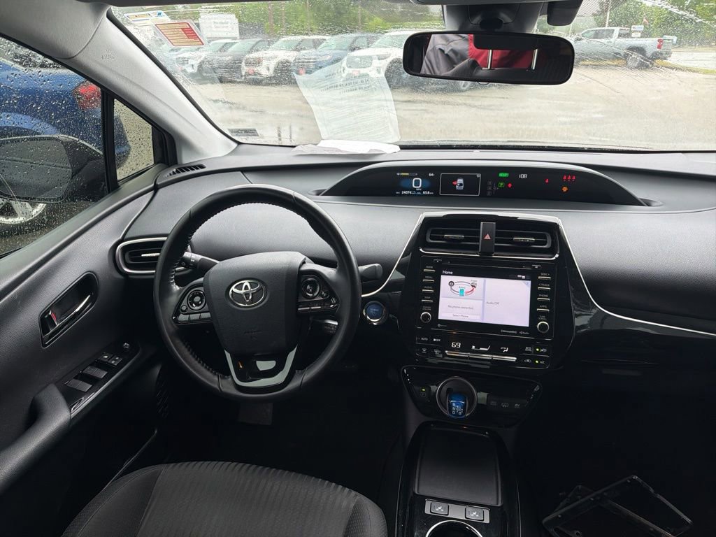 Used 2021 Toyota Prius Prime LE w/ Carpet Mat Package (TMS) FWD image 10