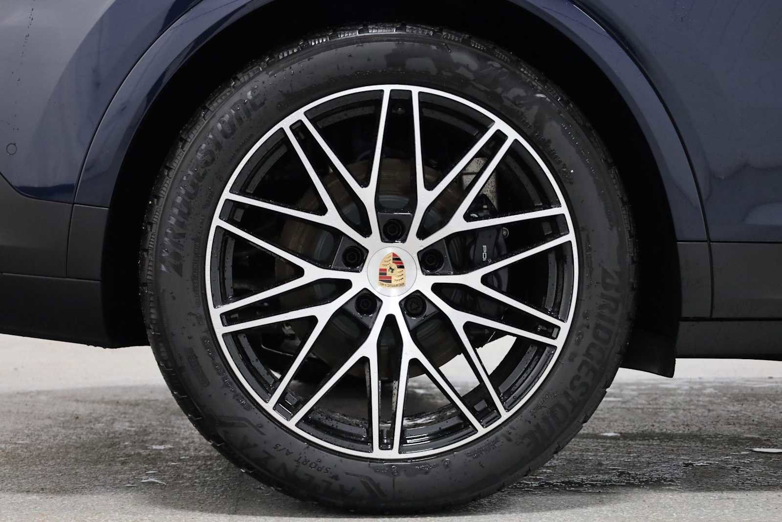 New 2026 Porsche Cayenne E-Hybrid AWD/4WD image 37