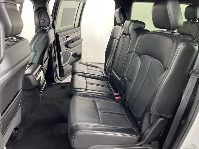 Used 2024 Jeep Wagoneer Series II w/ Flexible Seating Group RWD image 45